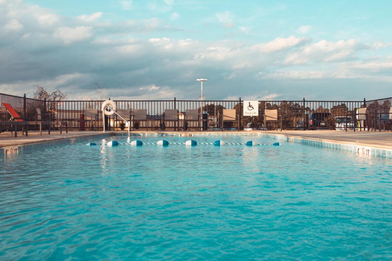 Holiday Inn Hattiesburg - North By Ihg Exterior photo